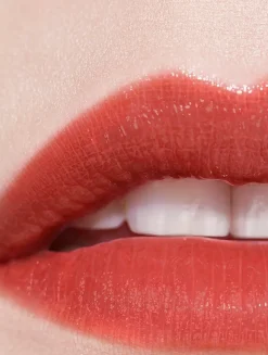 A Hydrating Tinted Lip Balm That Offers Buildable Colour For Better-Looking Lips, Day After Day