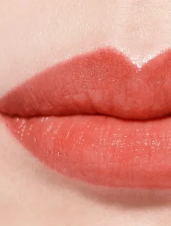 A Hydrating Tinted Lip Balm That Offers Buildable Colour For Better-Looking Lips, Day After Day