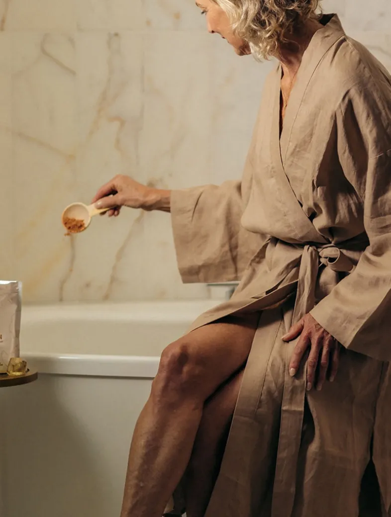 Amber Glow Clay Soak