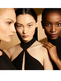 Architecture Soft Matte Blurring Foundation