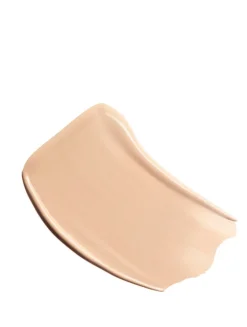 Blurring Smooth-Effect Foundation. Velvet Matte Finish.