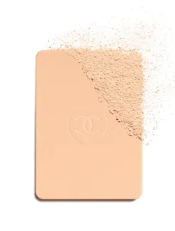 Brightening Compact Foundation