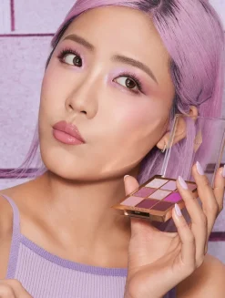 Charlotte's Palette of Beautifying Eye Trends - Limited Edition