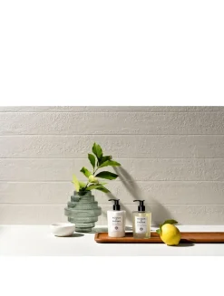 Colonia Hand & Body Wash