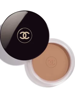 Cream-Gel Bronzer For A Healthy Sun-Kissed Glow.