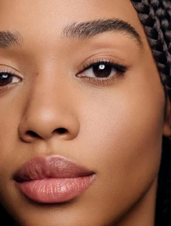 Cream-Gel Bronzer For A Healthy Sun-Kissed Glow.