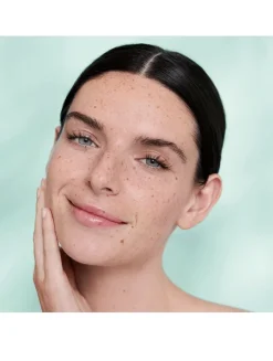 Dual-Phase Makeup Remover For Eyes