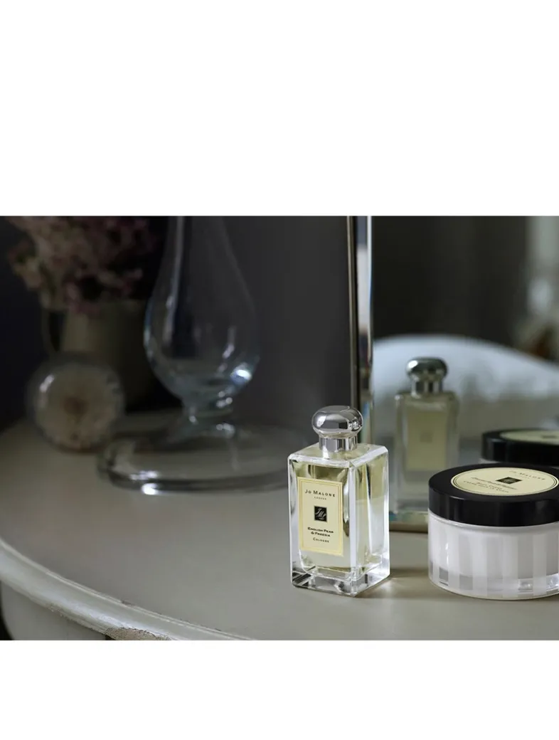 English Pear & Freesia Body Crème