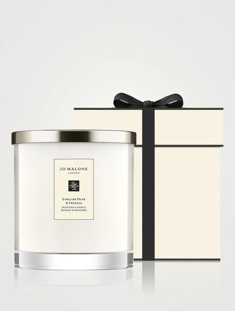 English Pear & Freesia Luxury Candle