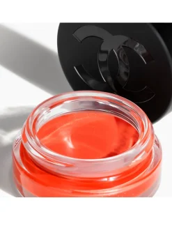 Enhances Colour - Nourishes - Plumps