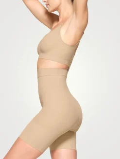 Everyday Sculpt High-Waisted Mid-Thigh Short