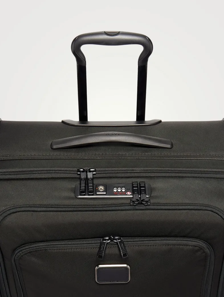 Extended Trip Expandable Four-Wheel Packing Case