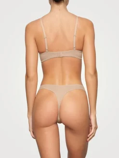 Fits Everybody T-Shirt Bra