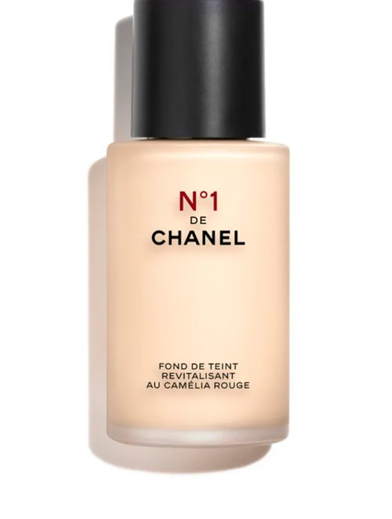 Illuminates - Hydrates - Protects