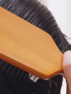 Invati Ultra Advanced™ Thickening Foam