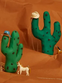 9K Gold Cowboy Hat Pendant Necklace