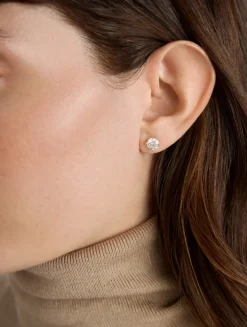 18K Gold Stud Earrings