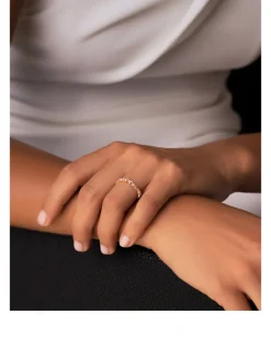 18K Rose Gold Classic Diamond Wavy Eternity Band