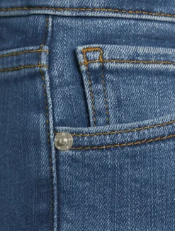 Le Sleek Straight Jeans