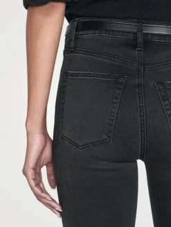 Le Sleek Straight Jeans