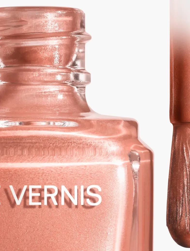 Longwear Nail Colour