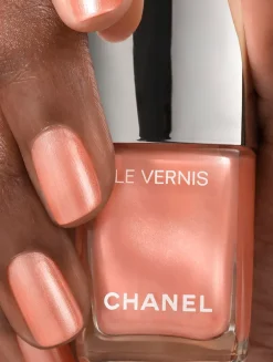 Longwear Nail Colour