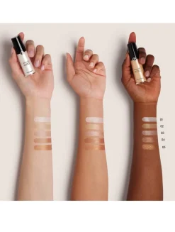 Luminous Silk Acqua Liquid Highlighter