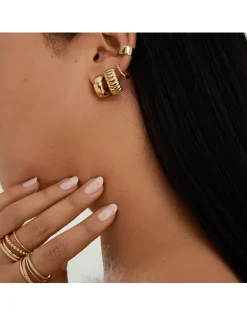 Medium Chunky Hoop Earrings