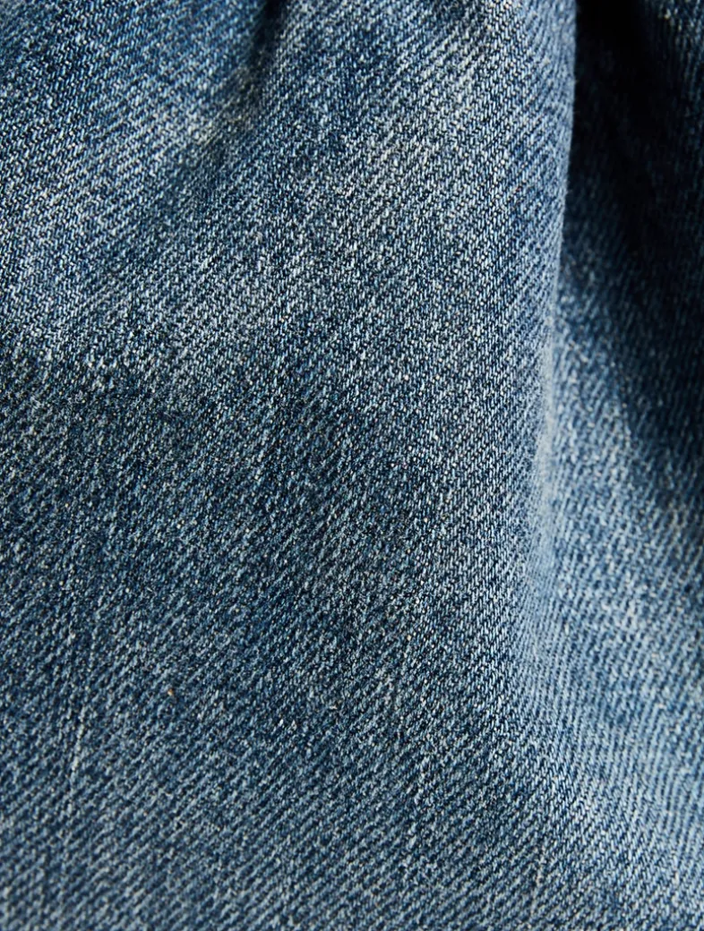 Medium Squeeze Leather Shoulder Bag