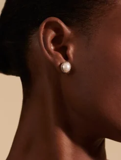 10mm Pearl Stud Earrings