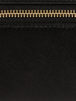 Pebble Leather Wallet