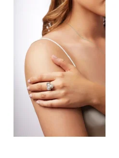 Petal 18K White Gold Akoya Pearl Ring With Diamonds