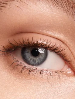 Re-Nutriv Ultimate Diamond Age Reversal Eye Crème