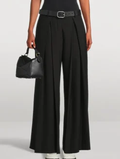 Rounded Soft Buckle Leather Belt