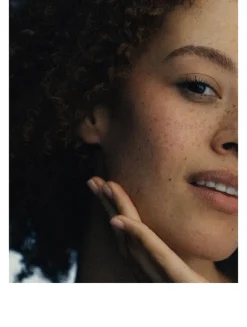 Äscēnd The Serum Moisturizer