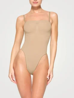 Seamless Sculpt Strapless Thong Bodysuit