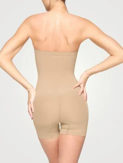Seamless Sculpt Strapless Shortie Bodysuit