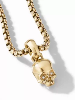 Skull Amulet In 18k Yellow Gold With Pavé Diamonds