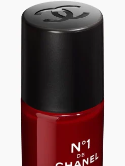 Smooths - Refreshes - Gives Eyes A Wide-Awake Look