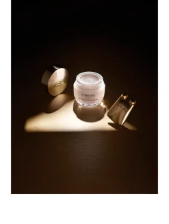 Supremÿa At Night: The Supreme Anti-Aging Eye Cream