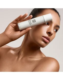 The Sculpt Neck + Décolleté Concentrate