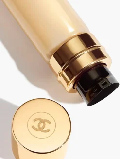 Ultimate Serum: Rejuvenates And Redefines