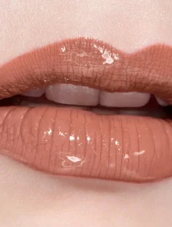 Ultra Wear Liquid Lip Colour