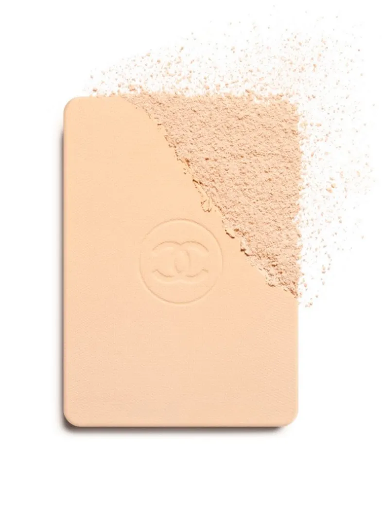 Ultrawear – All – Day Comfort Flawless Finish Compact Foundation