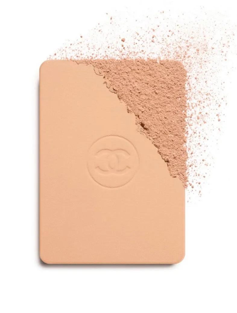 Ultrawear – All – Day Comfort Flawless Finish Compact Foundation