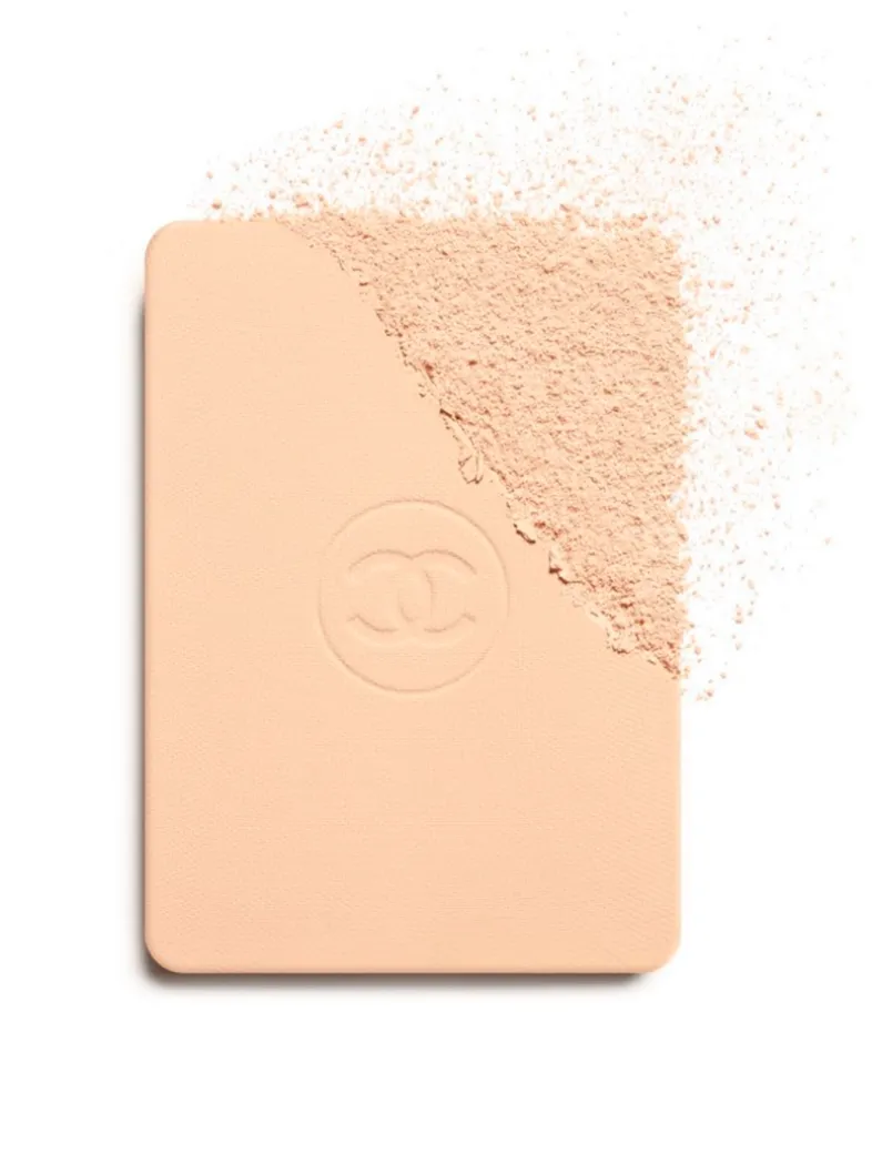 Ultrawear – All – Day Comfort Flawless Finish Compact Foundation