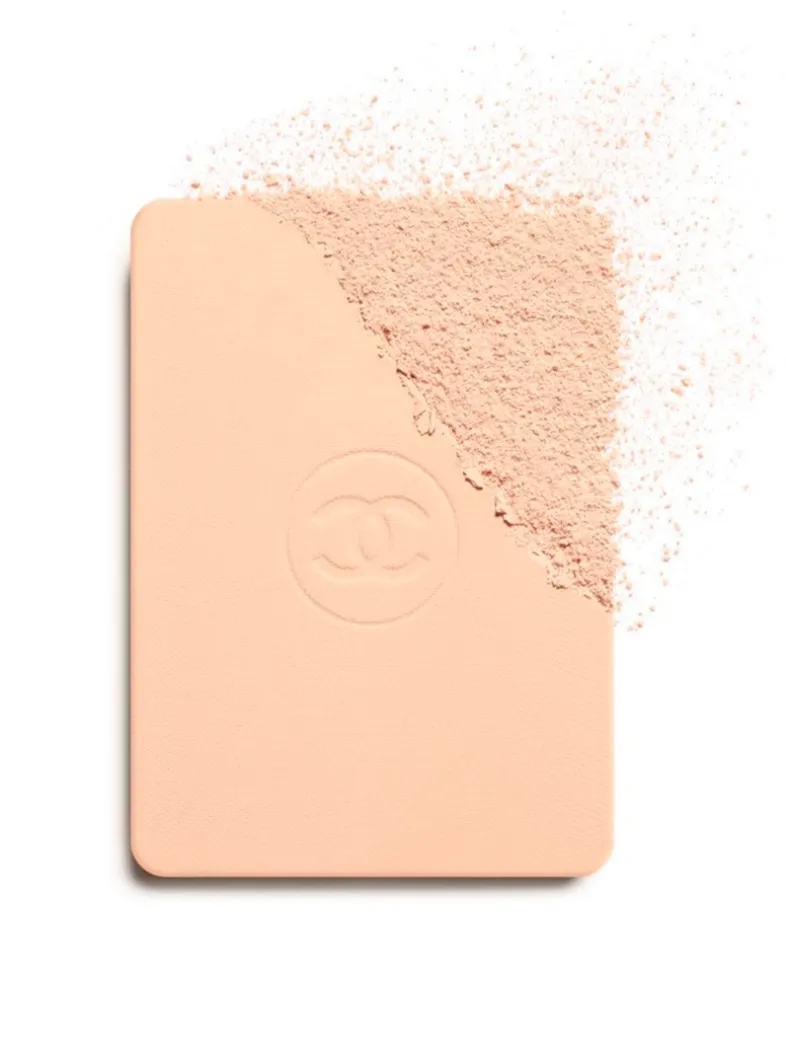 Ultrawear – All – Day Comfort Flawless Finish Compact Foundation