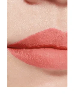 Ultrawear Intense Matte Liquid Lip Colour