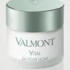 Vital 24 Hour Light Cream